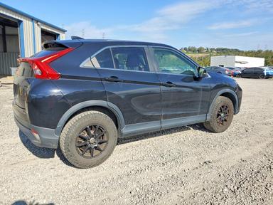 Vista de 2019 MITSUBISHI ECLIPSE CROSS ES, ángulo 3