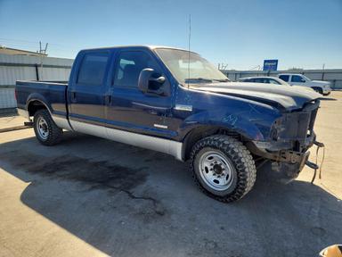 Vista de 2005 FORD F250 SUPER DUTY, ángulo 4