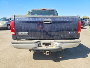 Vista de 2005 FORD F250 SUPER DUTY, ángulo 6