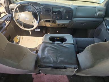 Vista de 2005 FORD F250 SUPER DUTY, ángulo 8