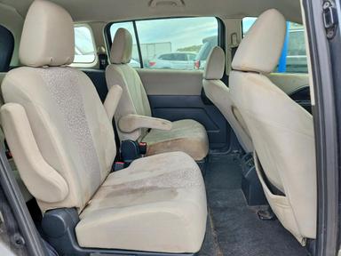 Вид 2012 MAZDA 5, угол 11