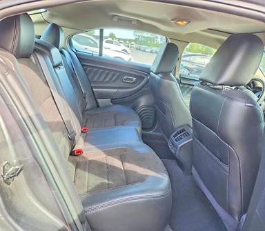 Vista de 2011 FORD TAURUS SHO, ángulo 11