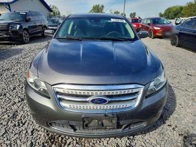 Vista de 2011 FORD TAURUS SHO, ángulo 5