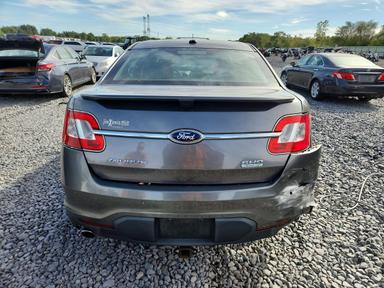 Vista de 2011 FORD TAURUS SHO, ángulo 6