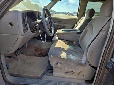 Vue de 2000 GMC NEW SIERRA C1500, angle 7