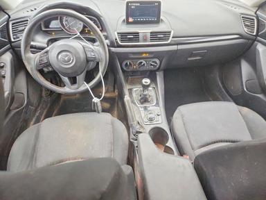 Vue de 2015 MAZDA 3 SPORT, angle 8