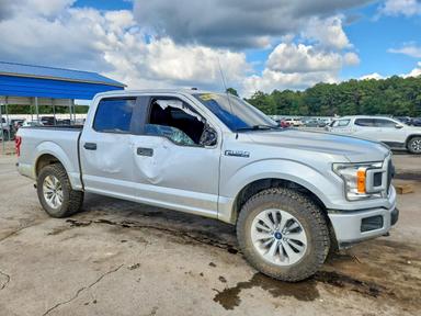 Vedere 2018 FORD F150 SUPERCREW, unghi 4