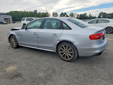 Vista de 2015 AUDI A4 PREMIUM, ángulo 2