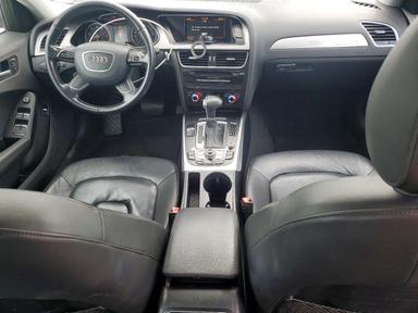 Vista de 2015 AUDI A4 PREMIUM, ángulo 8