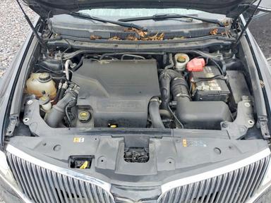 Vista de 2015 LINCOLN MKT, ángulo 12