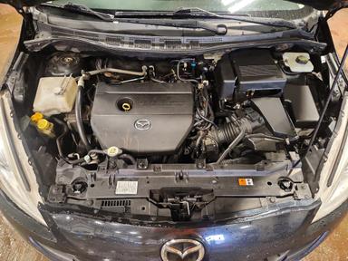 Vista de 2013 MAZDA 5, ángulo 12