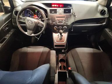 Vista de 2013 MAZDA 5, ángulo 8