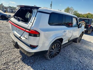 Вид 2024 LEXUS GX 550 LUXURY+, угол 3