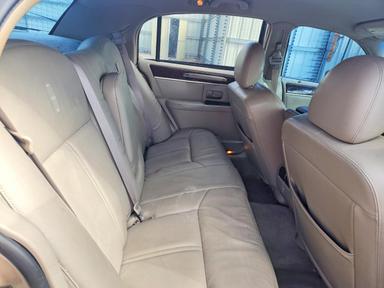 منظر 2010 LINCOLN TOWN CAR SIGNATURE LIMITED، زاوية 10