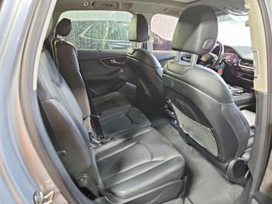 Vue de 2018 AUDI Q7 PRESTIGE, angle 10