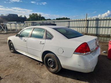 2010 CHEVROLET IMPALA LS view, angle 2