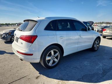 منظر 2012 AUDI Q5 PREMIUM PLUS، زاوية 3