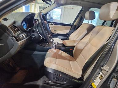 منظر 2017 BMW X3 XDRIVE28I، زاوية 7
