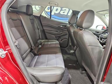 Vue de 2025 CHEVROLET TRAX 1LT, angle 11