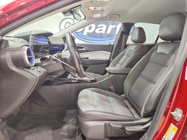 Vue de 2025 CHEVROLET TRAX 1LT, angle 7