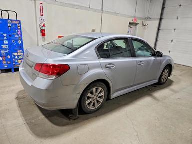 Vedere 2012 SUBARU LEGACY 2.5I PREMIUM, unghi 3