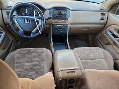 Vista de 2005 HONDA PILOT EX, ángulo 8