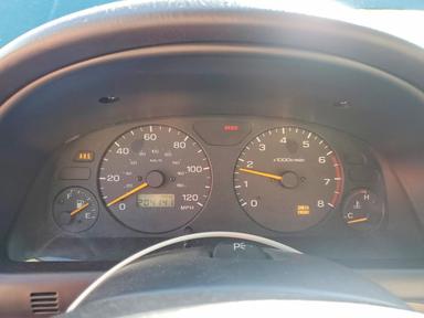 Vue de 1999 SUBARU FORESTER S, angle 9