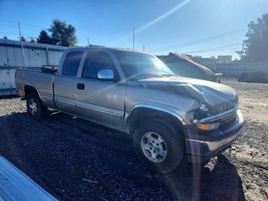 Вид 2000 CHEVROLET SILVERADO C1500, угол 4