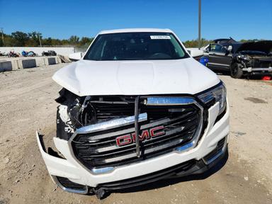 منظر 2022 GMC TERRAIN SLE، زاوية 5