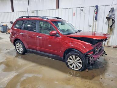 2013 SUBARU FORESTER 2.5X PREMIUM view, angle 4
