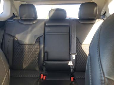 Vue de 2018 JEEP COMPASS LATITUDE, angle 10