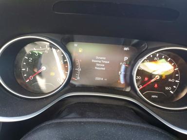 Vue de 2018 JEEP COMPASS LATITUDE, angle 9