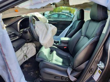 Vue de 2023 SUBARU OUTBACK TOURING, angle 7