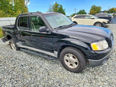 Vue de 2004 FORD EXPLORER, angle 4