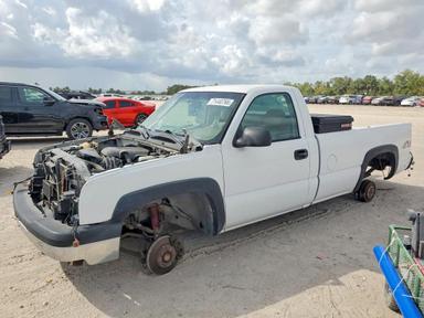 Vista de 2006 CHEVROLET SILVERADO K1500, ángulo 1