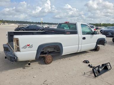 Vista de 2006 CHEVROLET SILVERADO K1500, ángulo 3