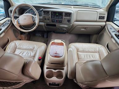 Vista de 2000 FORD EXCURSION LIMITED, ángulo 8