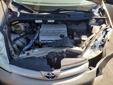 منظر 2006 TOYOTA SIENNA LE 8 PASSENGER، زاوية 12