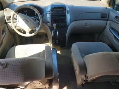 منظر 2006 TOYOTA SIENNA LE 8 PASSENGER، زاوية 8