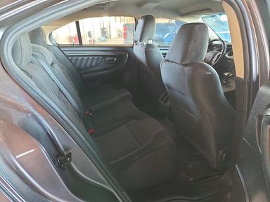 منظر 2011 FORD TAURUS SEL، زاوية 10