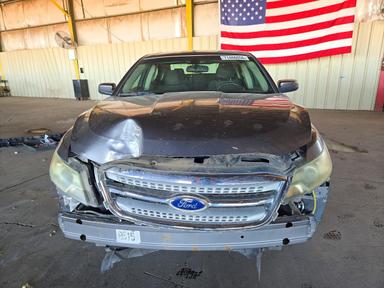 منظر 2011 FORD TAURUS SEL، زاوية 5