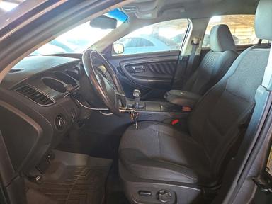 منظر 2011 FORD TAURUS SEL، زاوية 7