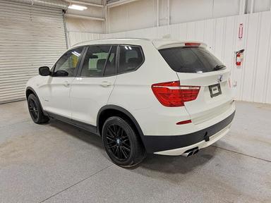 Vista de 2013 BMW X3 XDRIVE28I, ángulo 2