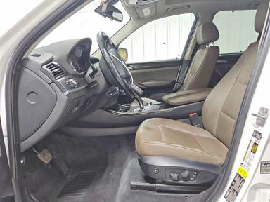 Vista de 2013 BMW X3 XDRIVE28I, ángulo 7