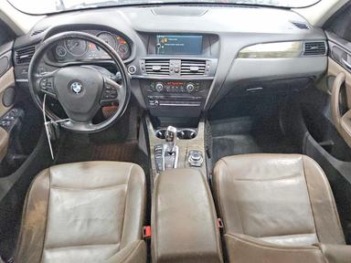 Vista de 2013 BMW X3 XDRIVE28I, ángulo 8