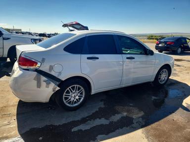 Вид 2010 FORD FOCUS S, угол 3