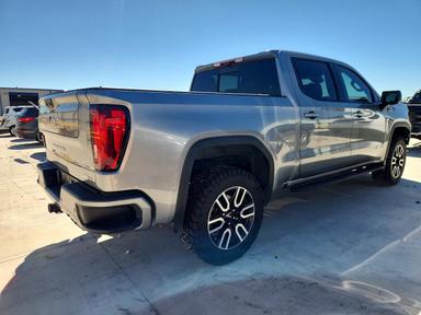Вид 2024 GMC SIERRA K1500 AT4, угол 3