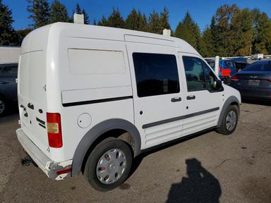 Vue de 2011 FORD TRANSIT CONNECT XLT DELIVERY VAN, angle 3