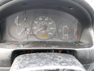 منظر 2003 MAZDA PROTEGE DX، زاوية 9