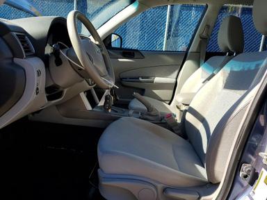Vue de 2011 SUBARU FORESTER 2.5X, angle 7